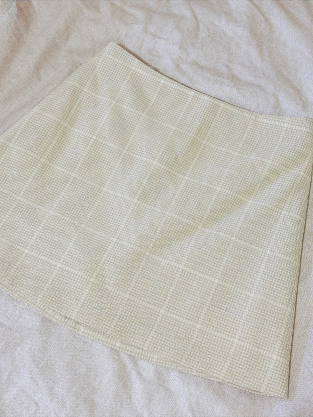 Aritzia Wilfred Cream Plaid Mini Skirt